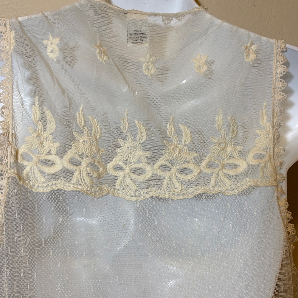 Forever 21 Cream Lace Open-Front Blouse - Picture 3 of 8